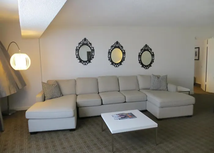 One-Bedroom King Suite